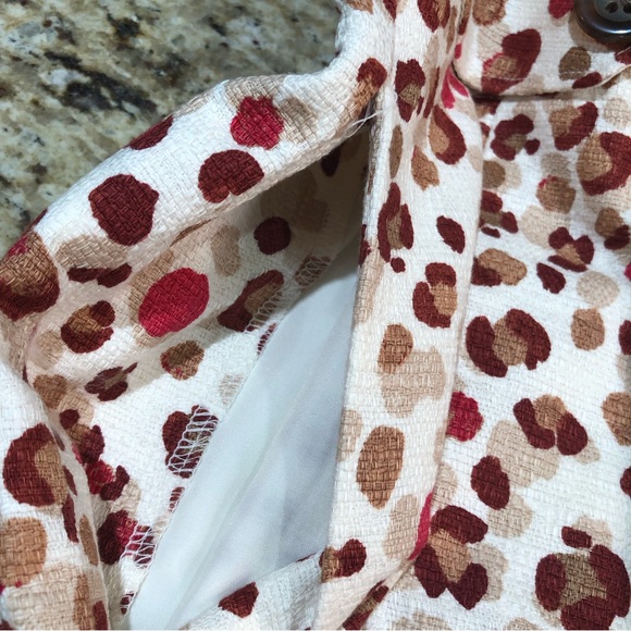 Ann Taylor High Rise Leopard Print Shorts Brown Red Tan 8 - Picture 4 of 10